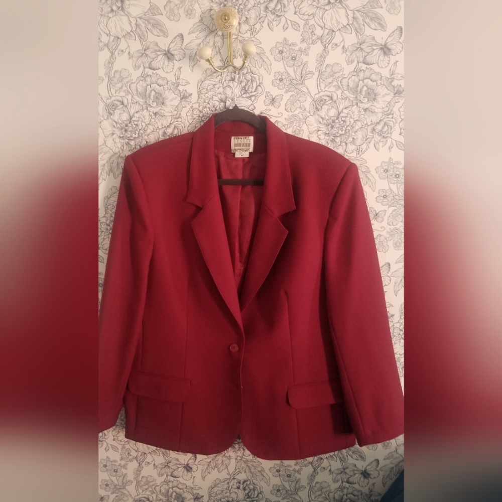 Elegant Vintage Red Women's Blazer